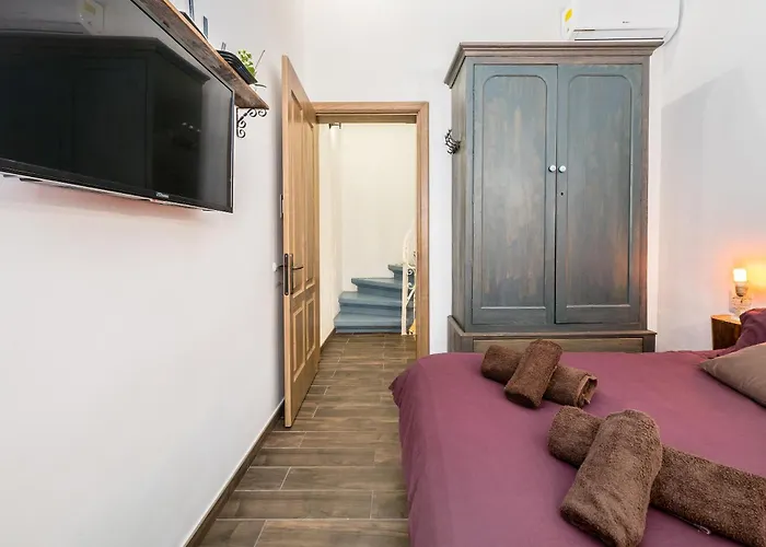 Kharmen A 1565S House With Seaviews