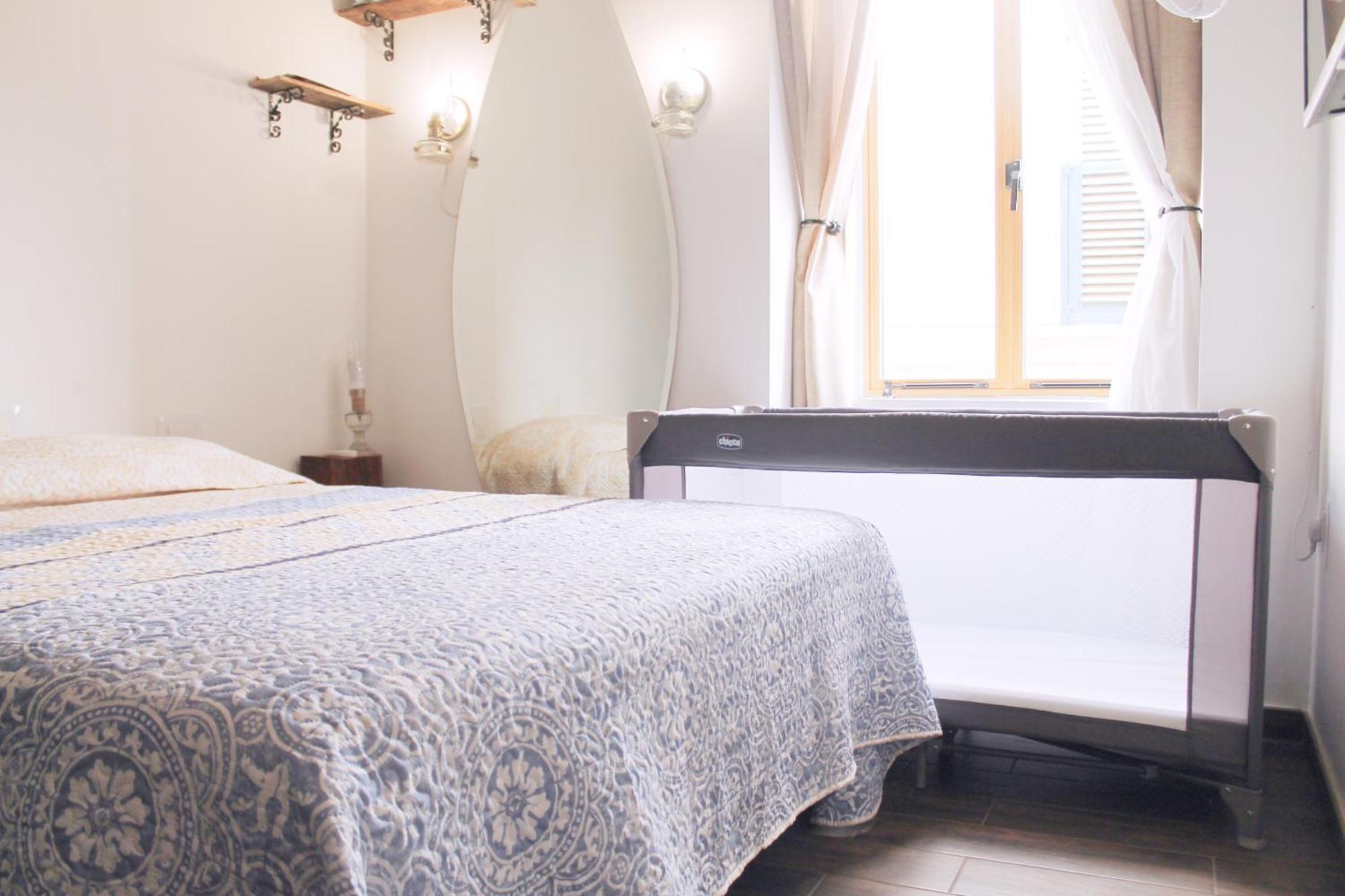 Kharmen A 1565s House With Seaviews *