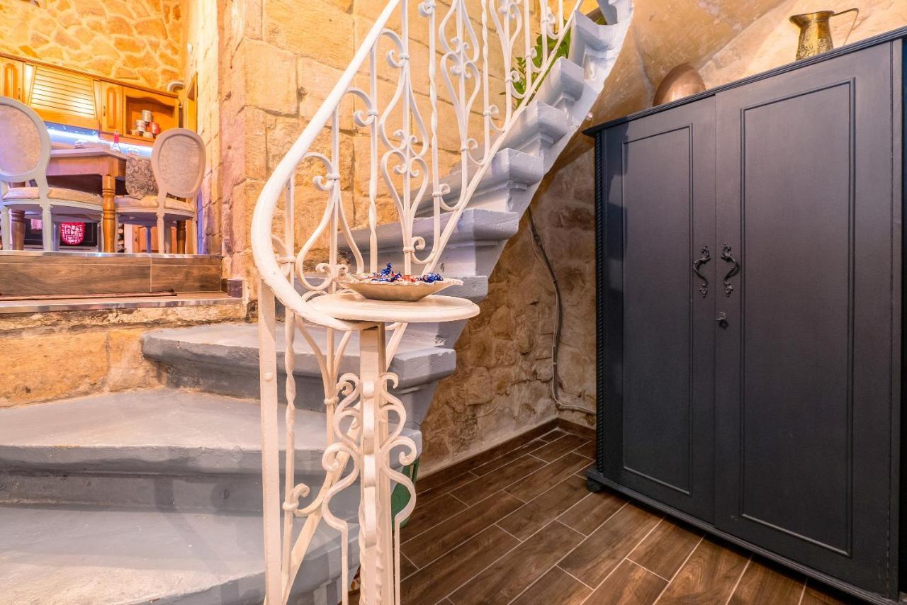 Kharmen A 1565s House With Seaviews Apartment Vittoriosa