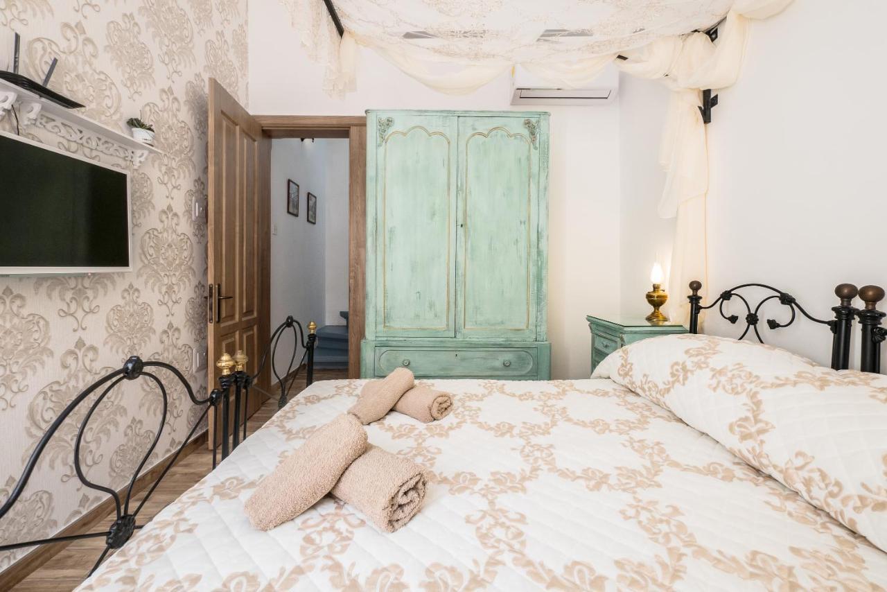 Apartment Kharmen A 1565s House With Seaviews Vittoriosa